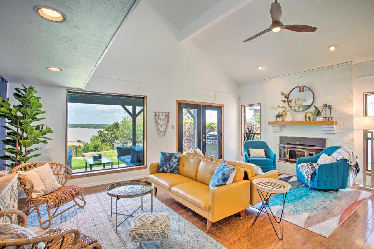 Chic Lakefront Granbury Getaway With Private Dock! Exteriör bild